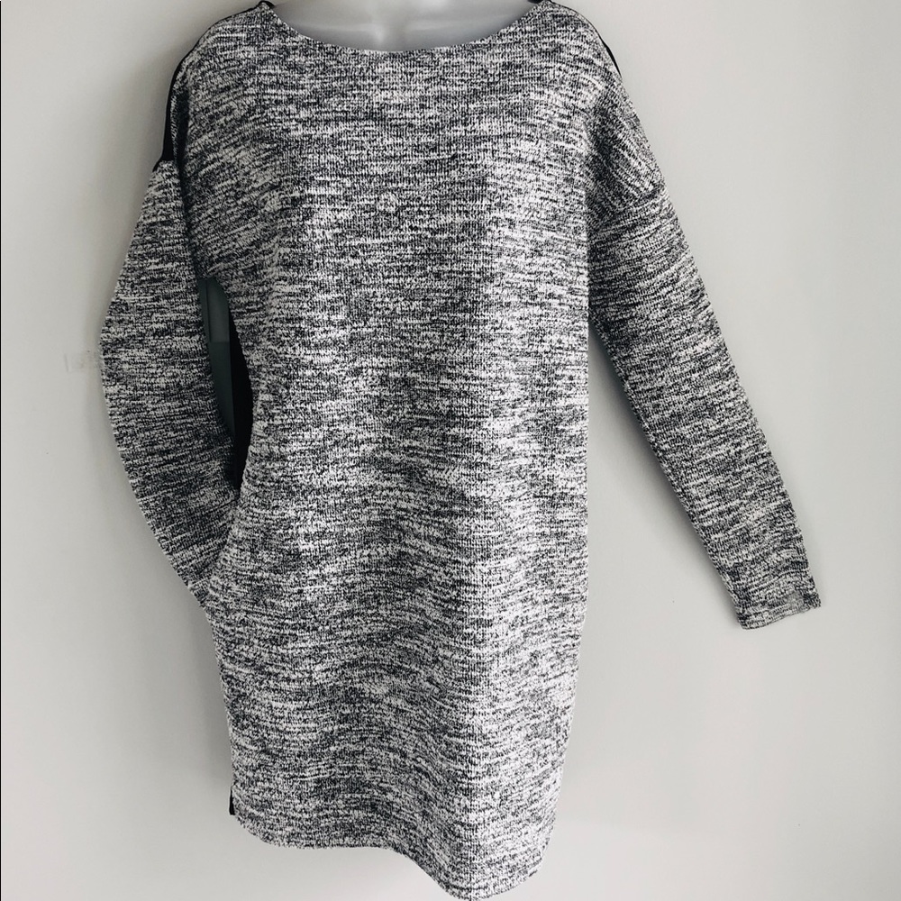 Banana Republic Black & White  tunic top/ dress SM
